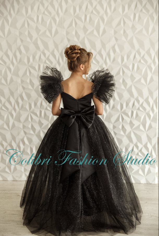 Tulle flower girl dress, Satin dress, Flower girl dress tutu, Party dr Colibri Fashion Studio Tulle flower girl dress, Satin dress, Flower girl dress tutu, Party dr Colibri Fashion Studio