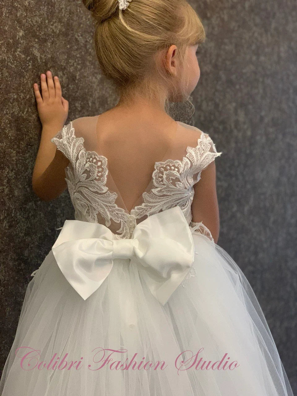 Flower girl dress, Ivory flower girl dress, Lace flower girl dress, Tulle flower dress, Flower girl dress with train, White girl dress