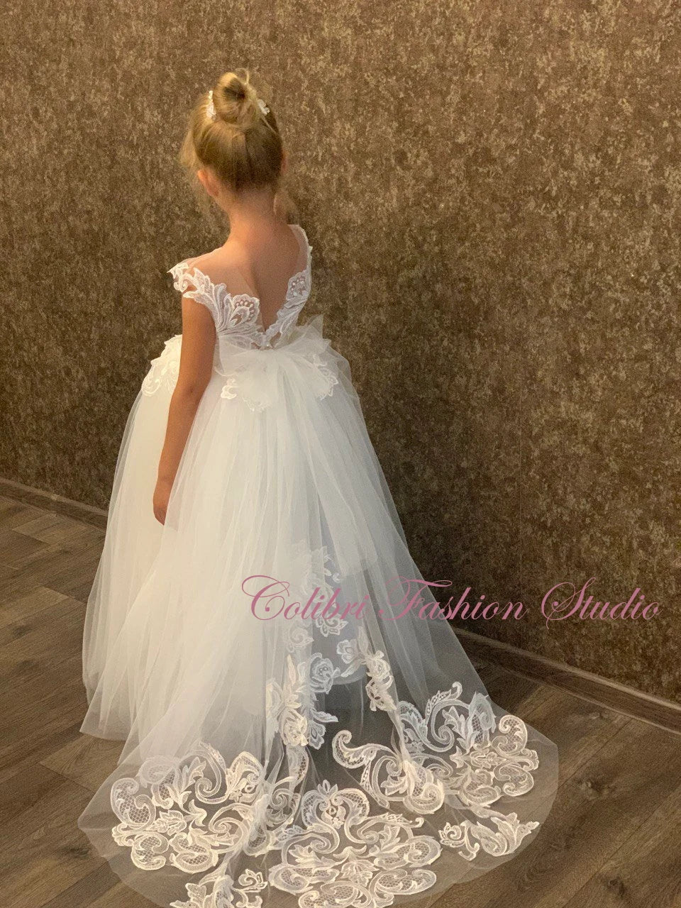 Flower girl dress, Ivory flower girl dress, Lace flower girl dress, Tulle flower dress, Flower girl dress with train, White girl dress