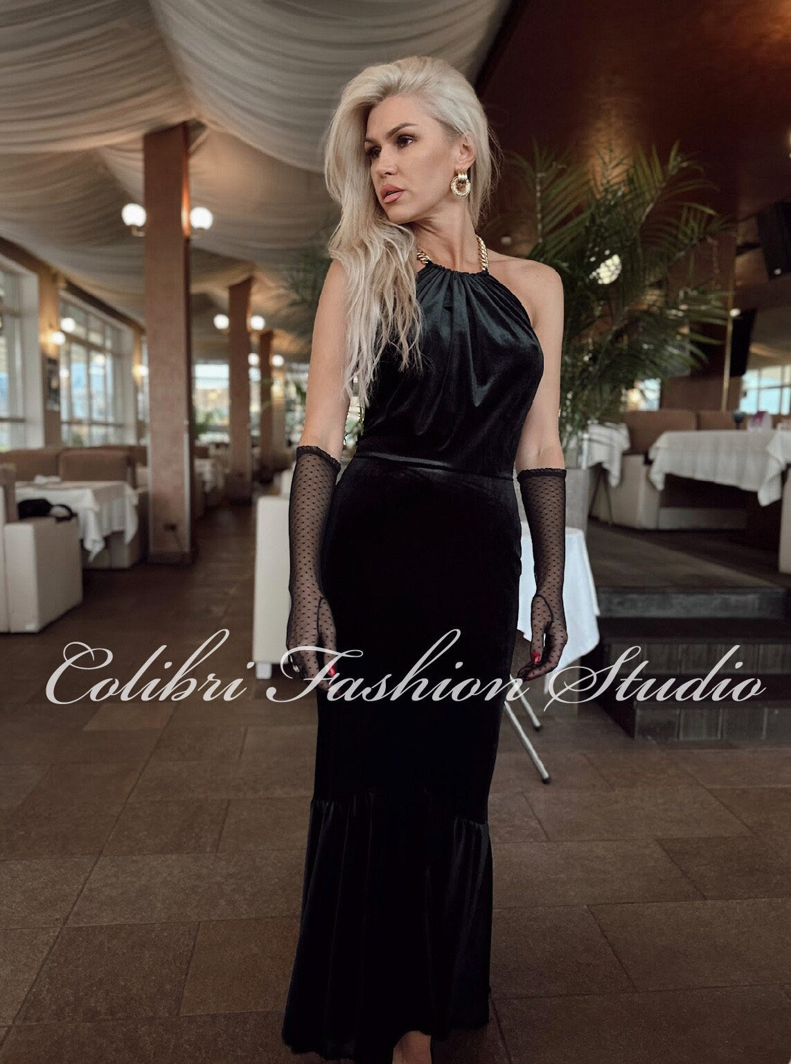 70s velvet dress sleeveless woman dress with train retro velvet dress women bridesmaid velvet dress gothic black