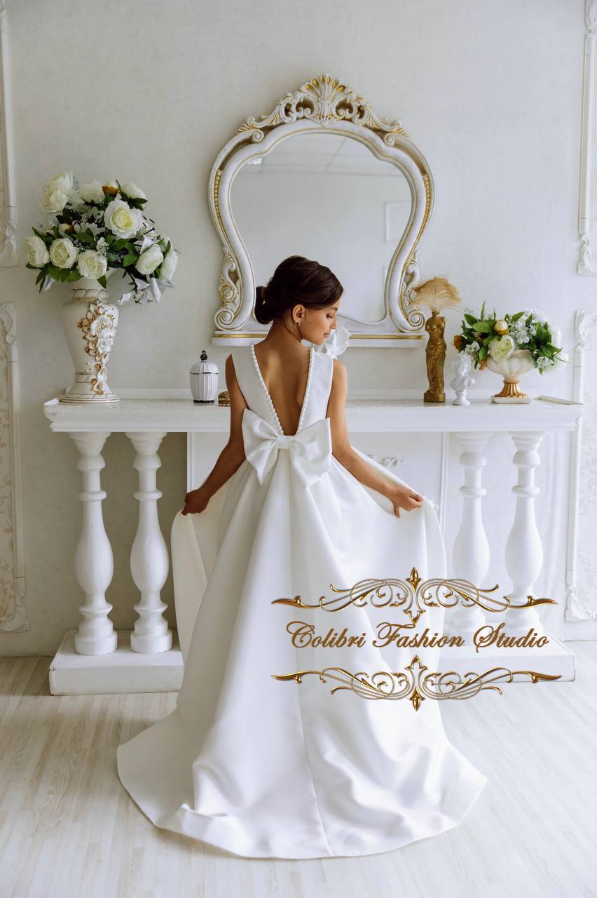 Satin flower girl dress Elegant girl dress Flower girl dress with pearls, Ivory girl dress, Photoshoot dress, Flower girl dress with train Satin flower girl dress Elegant girl dress Flower girl dress with pearls, Ivory girl dress, Photoshoot dress, Flower girl dress with train