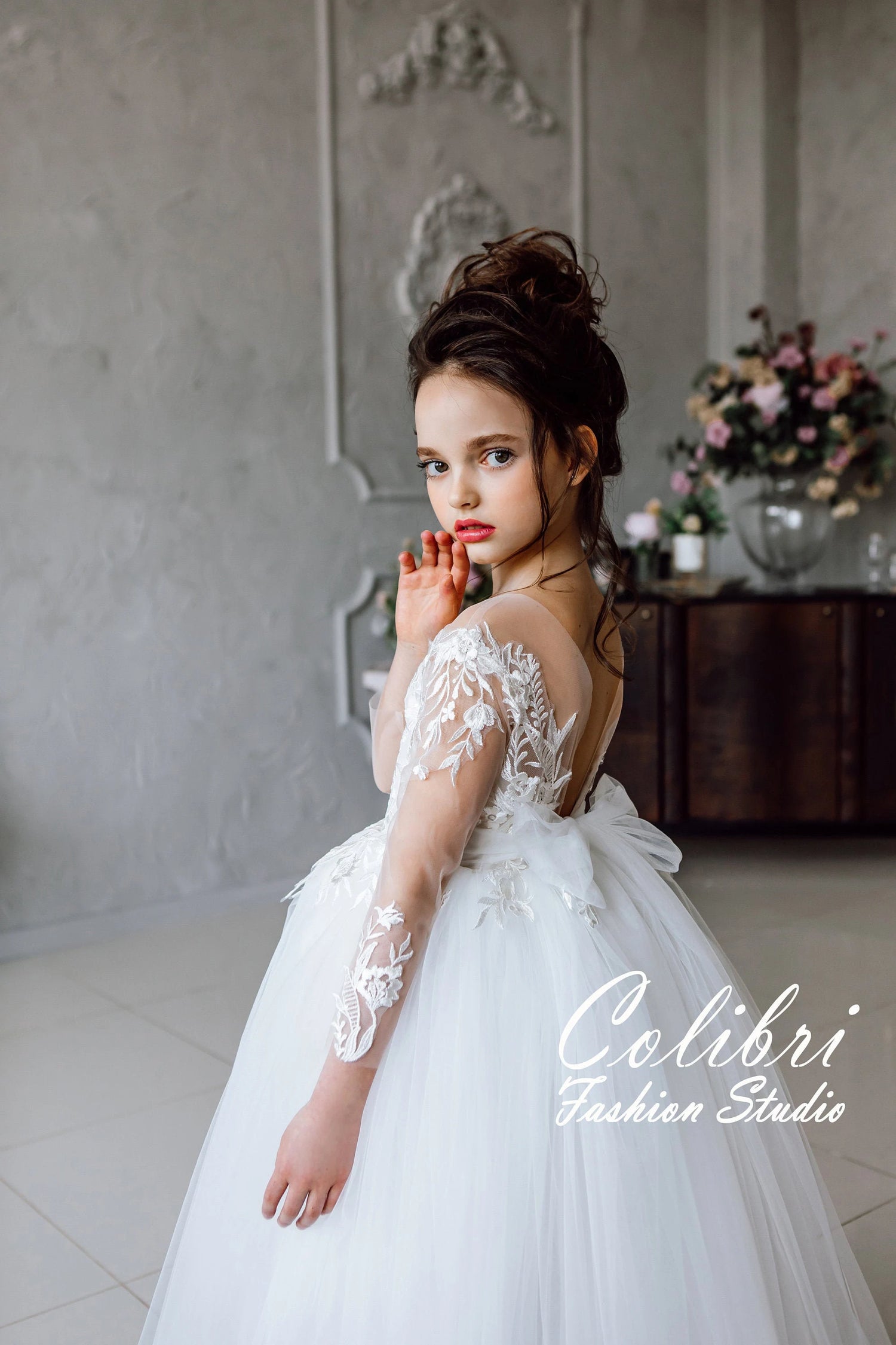 Lace flower girl wedding dress Birthday girl dress with sleeves ivory Floral dress boho with tulle skirt Tutu dress