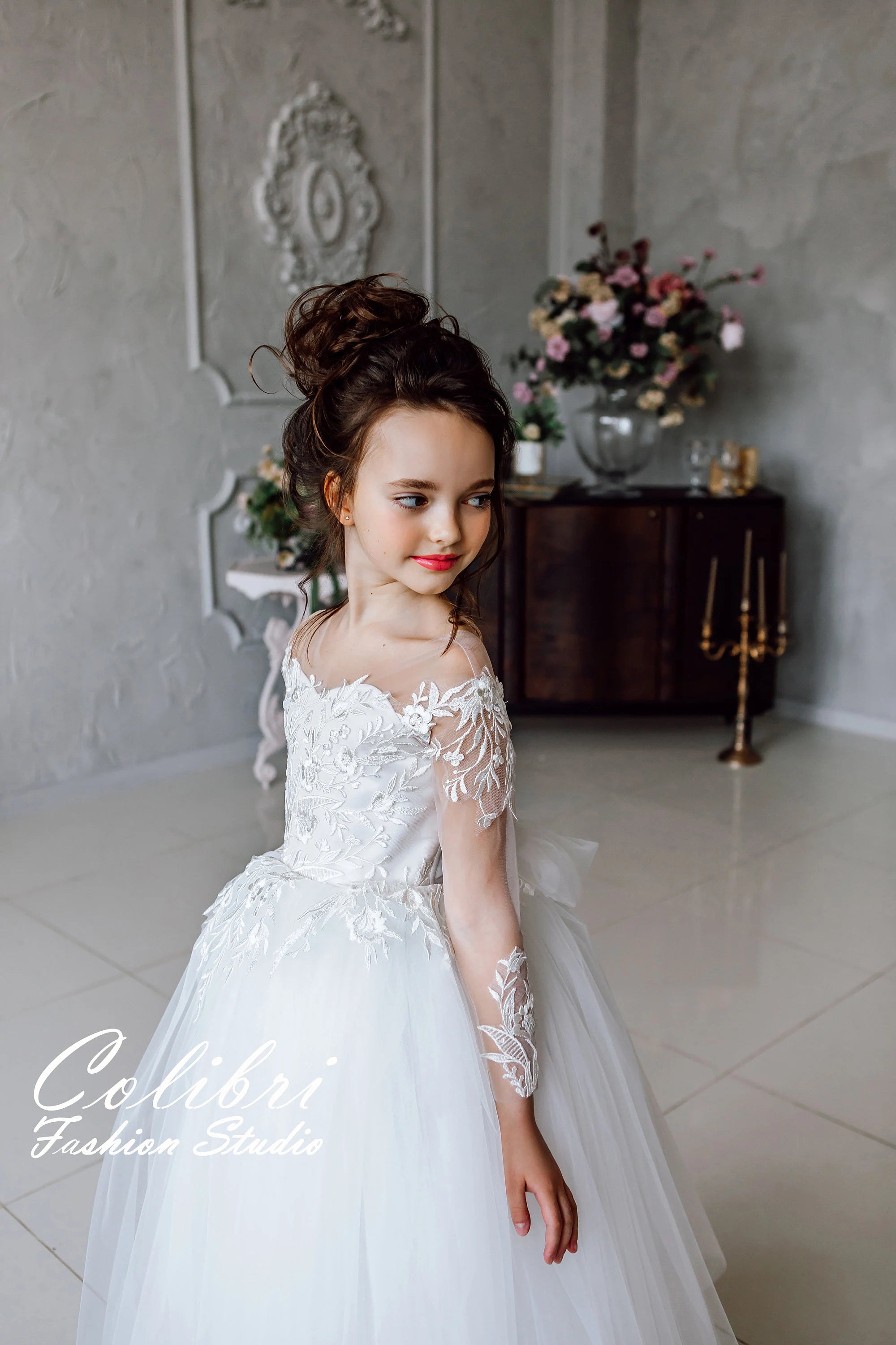 Lace flower girl wedding dress Birthday girl dress with sleeves ivory Floral dress boho with tulle skirt Tutu dress