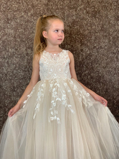 Poofy flower girl dress nude Beige little girl dress Lace baby girl dress First communion girl dress Dress for photoshoot