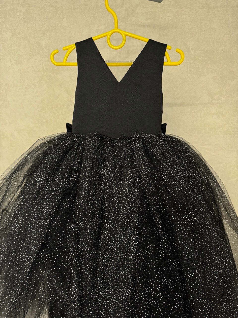 Girl birthday party dress Girl tulle dress black Little girl beach dress Toddler flower girl dress long skirt