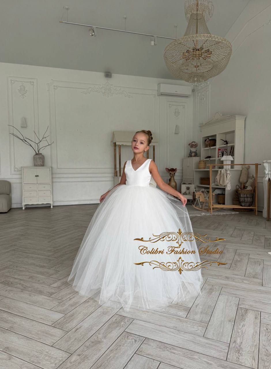 Flower girl dress ivory Wedding flower girl dress Princess flower tull Colibri Fashion Studio Flower girl dress ivory Wedding flower girl dress Princess flower tull Colibri Fashion Studio