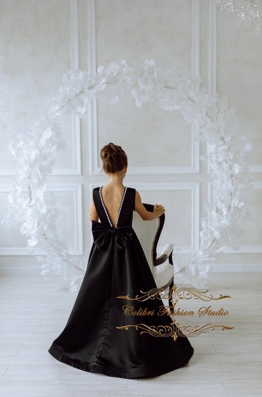 Ball gown girl dress, Black flower girl dress, Girl dress satin, Birth Colibri Fashion Studio Ball gown girl dress, Black flower girl dress, Girl dress satin, Birth Colibri Fashion Studio