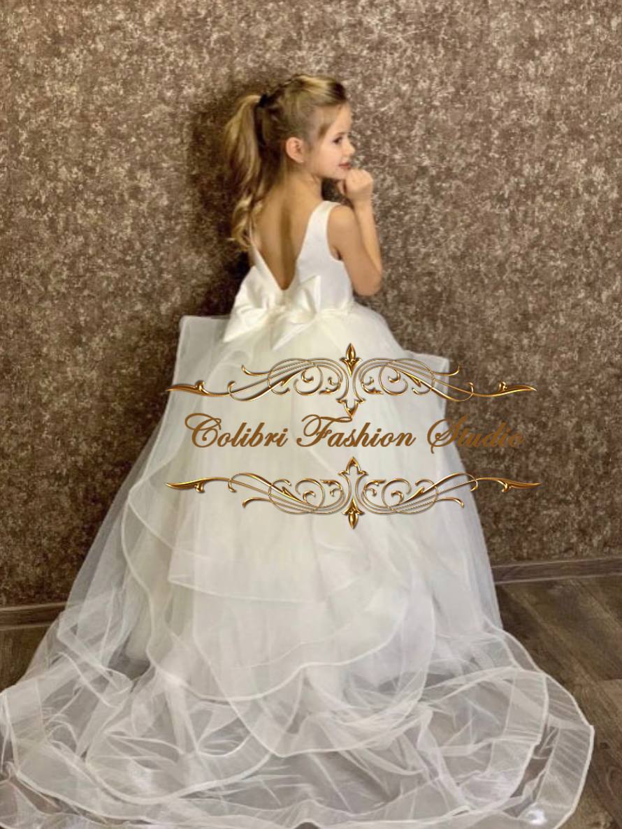 Flower girl dresses, Ivory flower girl dress, Girl dress satin, Toddler dresses, Girl ball gown, Tulle flower girl dress, Communion dress