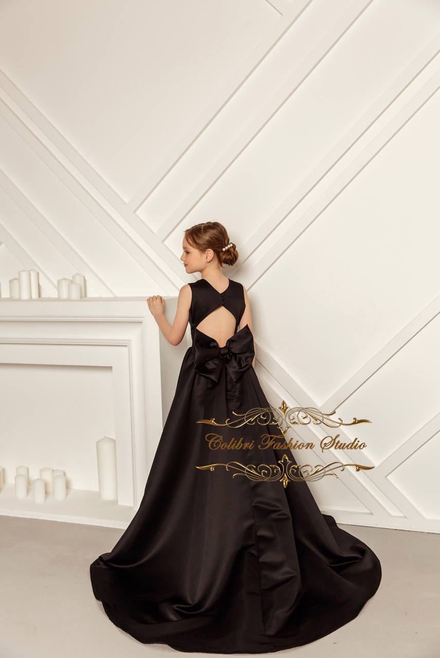 promgirl black dress Open-Back Long Sparkly Beaded Prom Dress with Slit Black / 10