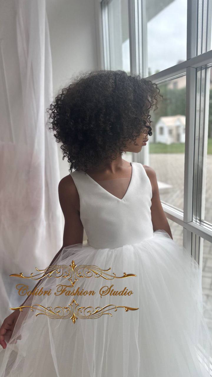 Baby flower girl dress ivory, 1st birthday dress, ball gown flower girl dress, tutu girl dress, chic white girl dress