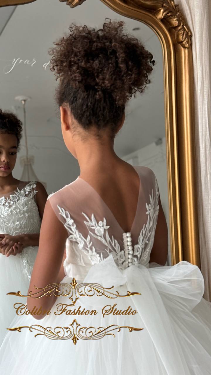 Wedding girl dress ivory sleeveless, Birthday girl dress lace, First communion dresses tulle skirt, Boho flower girl dress ivory