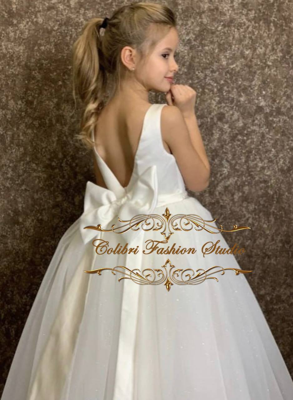 Flower girl dresses, Ivory flower girl dress, Girl dress satin, Toddler dresses, Girl ball gown, Tulle flower girl dress, Communion dress